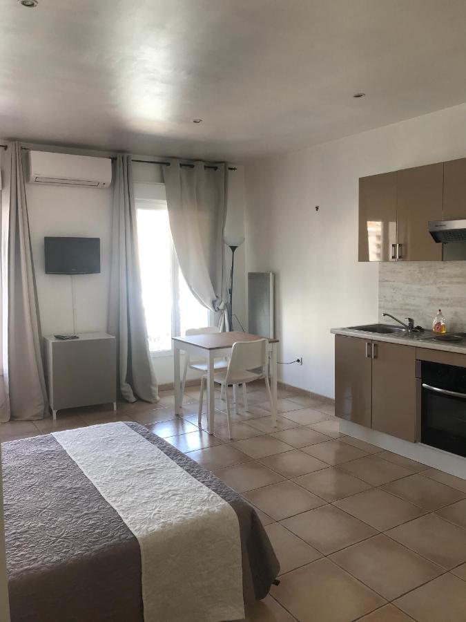 Studio 2Eme Etage Vue Sur Quai Et Mont Saint Clair Sète Extérieur photo